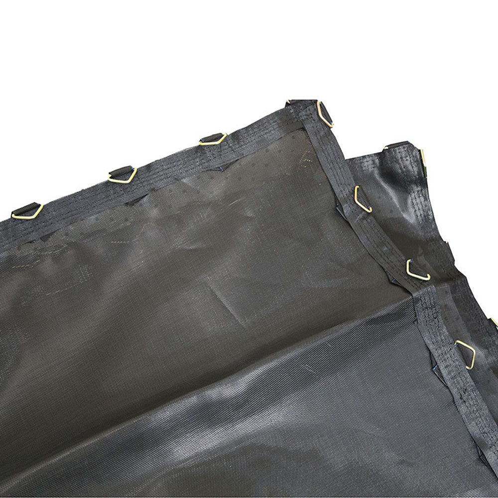 The polypropylene jump mat has 84 galvanized V-rings attached.