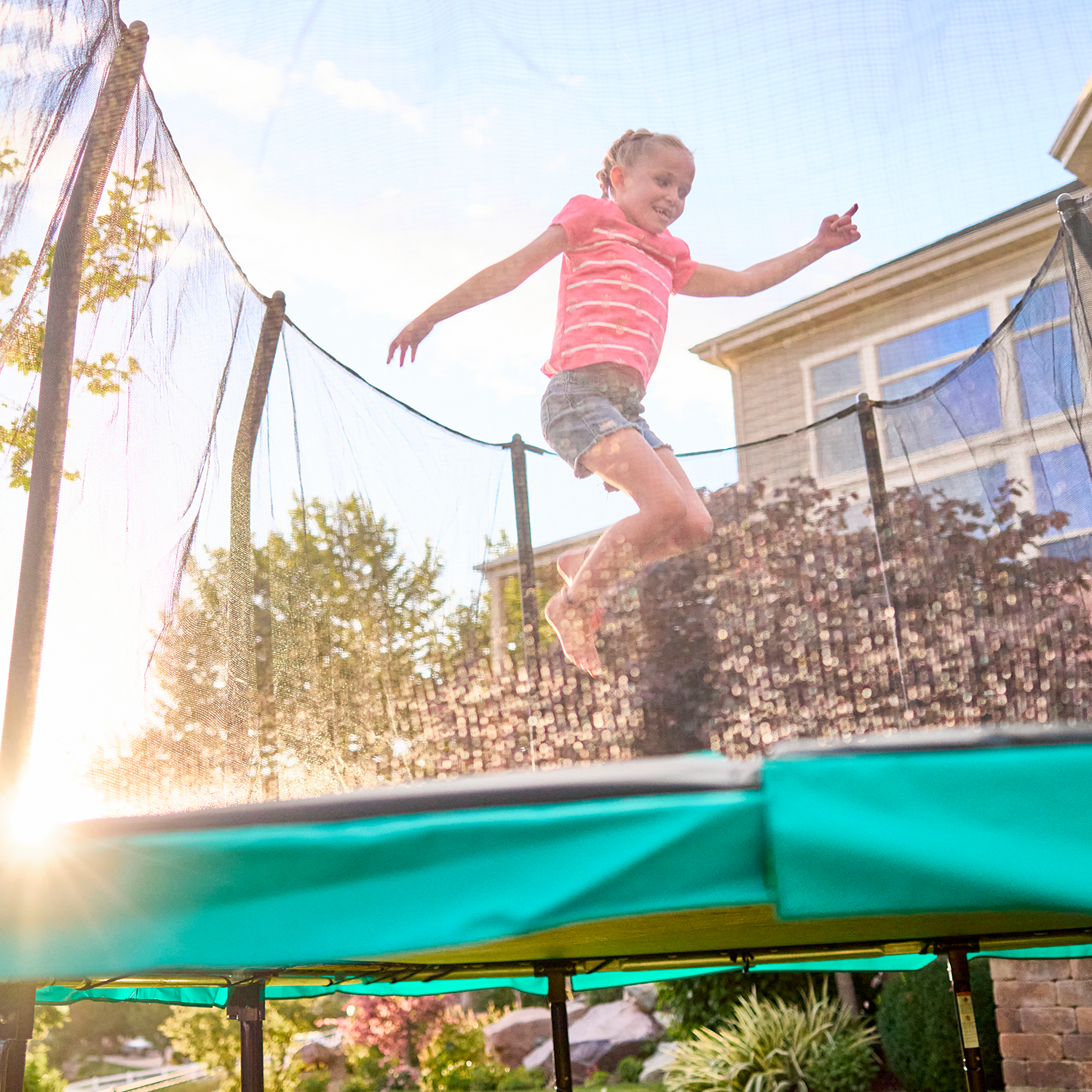 Signature Series 15'x9' Rectangle Outdoor Trampoline with Enclosure